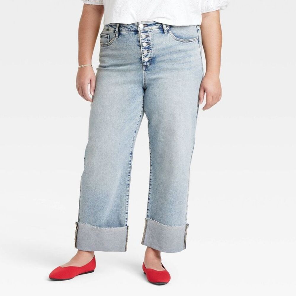 Women's High-Rise Cuffed Straight Jeans - Ava & Viv Light Wash 26